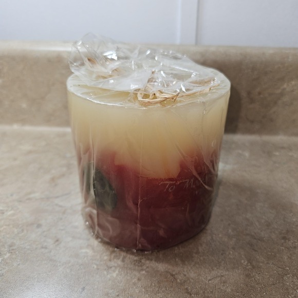 Bath & Body Works To Mother With Love Pillar Candle 4x4 Red Wax Mothers Day - Picture 3 of 6